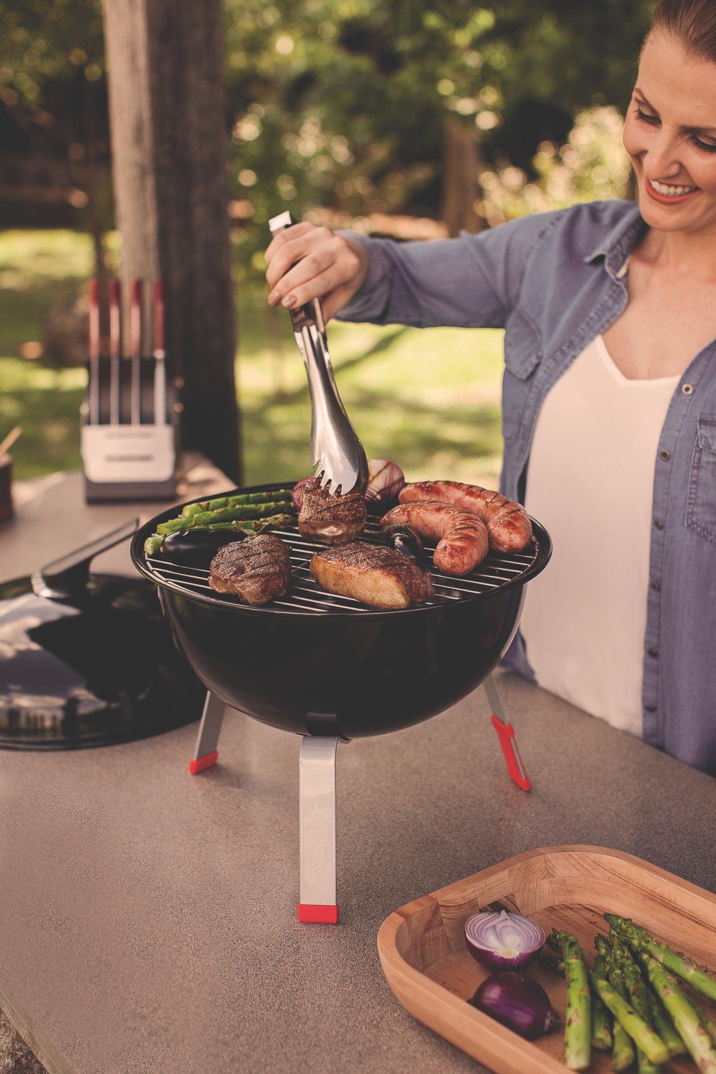 Tramontina Portable Charcoal Grill with Lid - citiplants.com