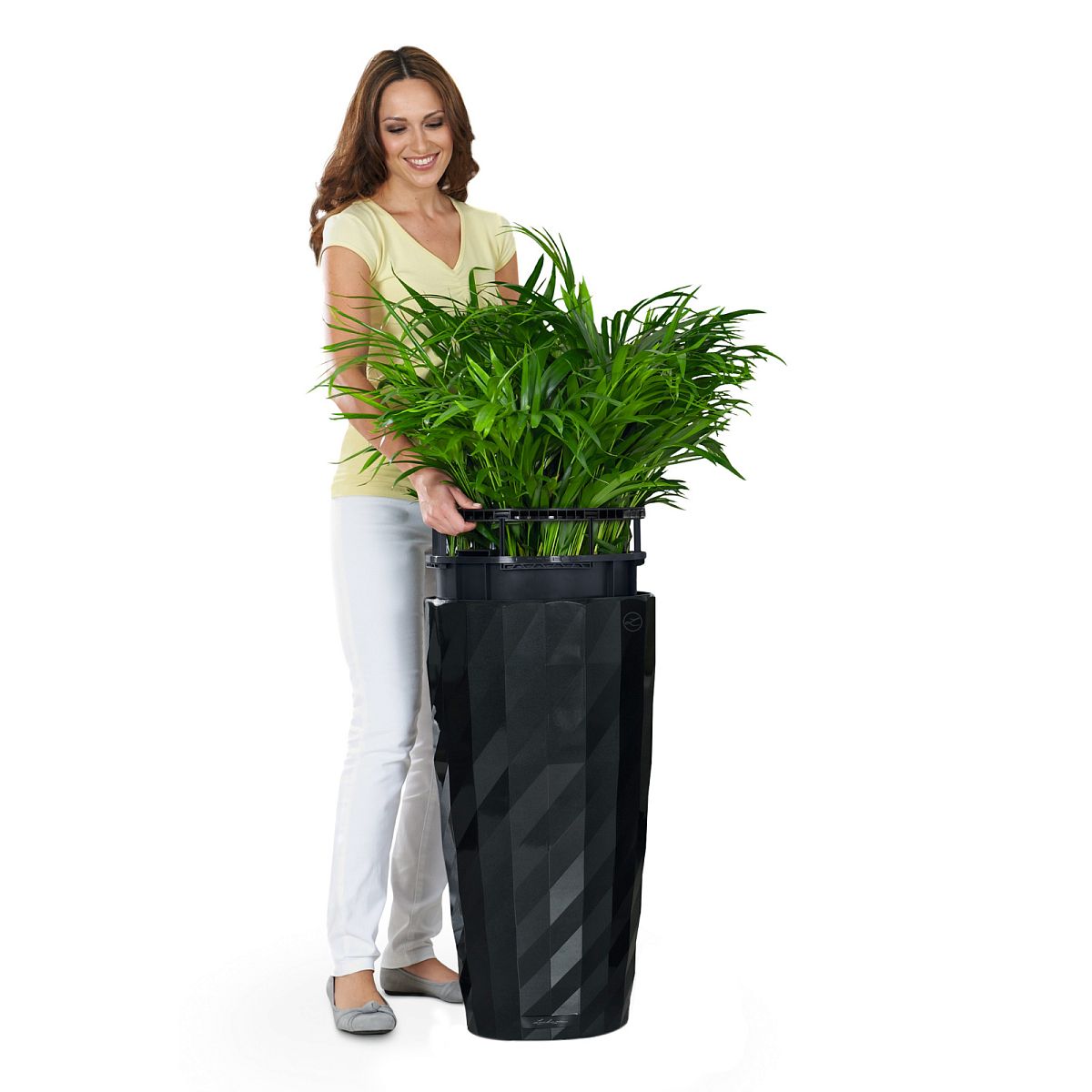 LECHUZA DIAMANTE Premium Poly Resin Floor Self-watering Planter with Substrate and Water Level Indicator - citiplants.com