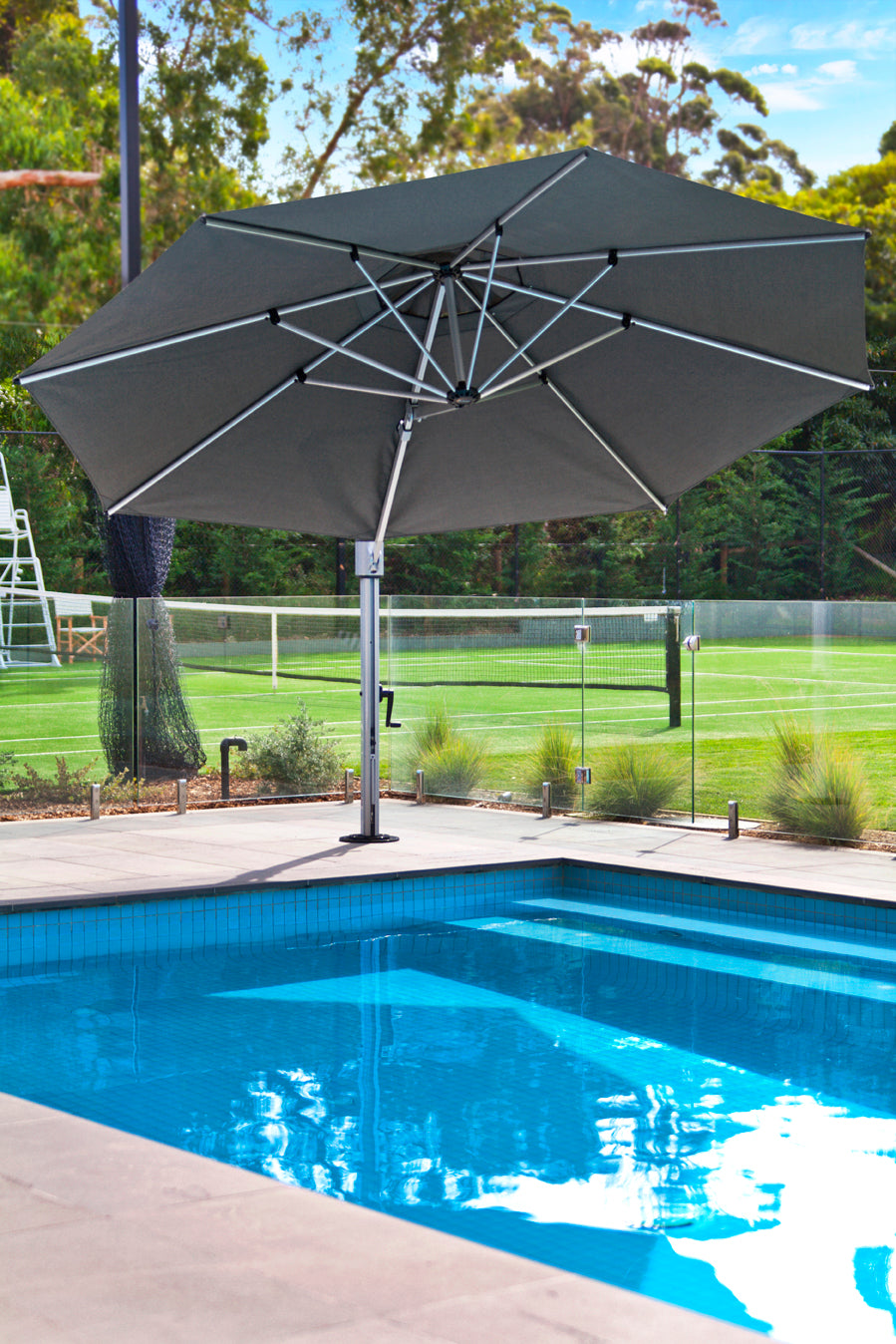 Eclipse 4m x 3m Rectangular with cover bag -Premium Heavy-Duty Cantilever Parasol - citiplants.com