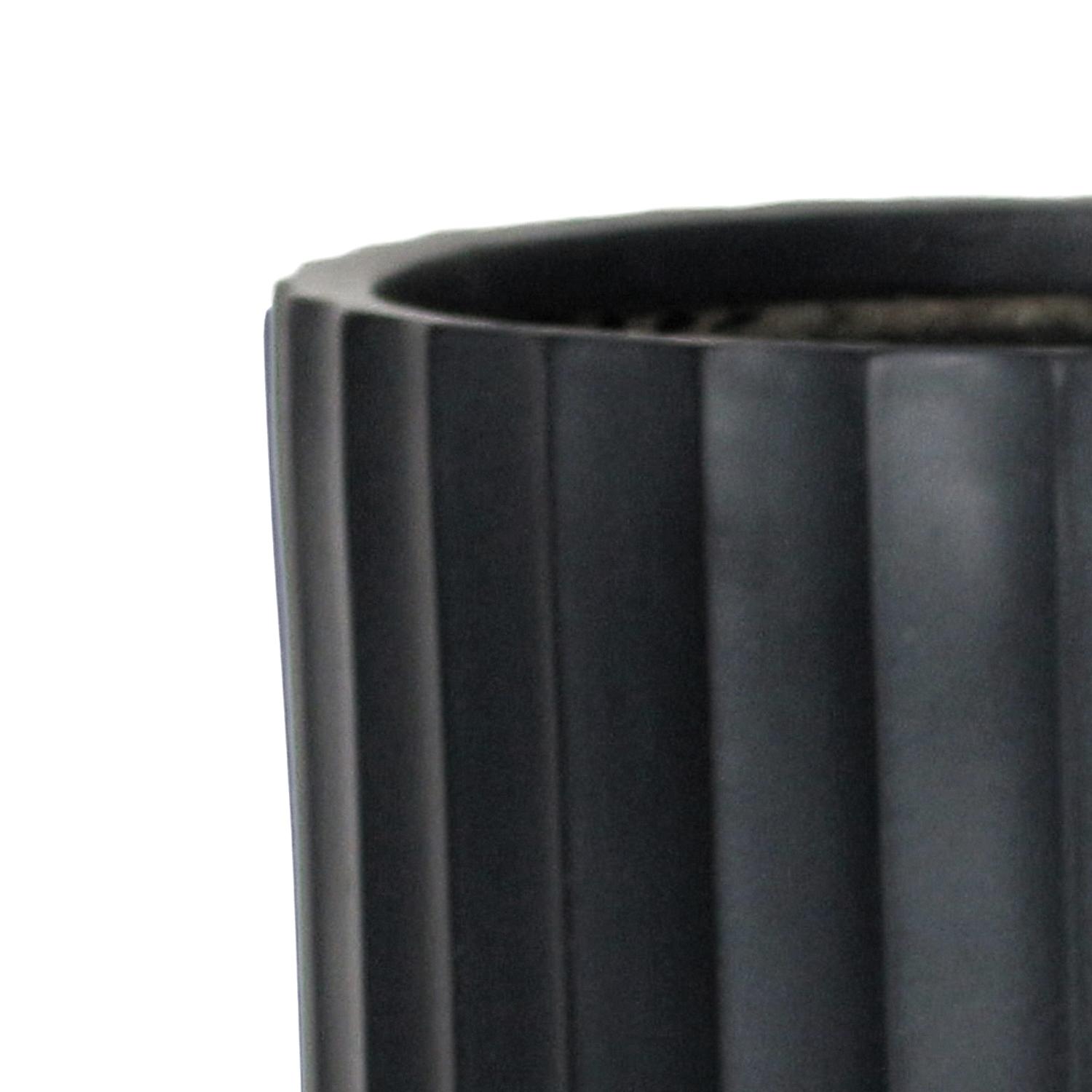 Modern Ribbed Black Cylinder Round Indoor Planter on Legs by Idealist Lite D24 H32 cm, 7.6L - citiplants.com